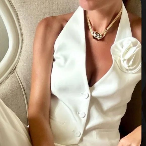 Open back rosette 3D flower rose detail halter neck button front vest - Picture 2 of 7